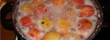 варенье целыми яблоками. Шаг 4