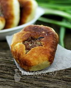 Пышные беляши на сковороде