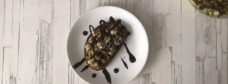 брускетта с авокадо и грушей. Шаг 10