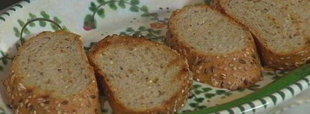 брускетта с чечевицей, фетой и цукини. Шаг 10