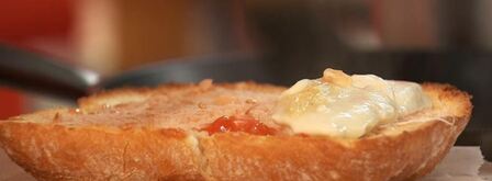 брускетта с говядиной и пармской ветчиной. Шаг 4