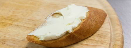 брускетты с клубникой и маскарпоне. Шаг 8