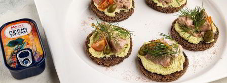 брускетты с печенью трески и муссом из авокадо. Шаг 9