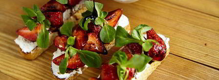 брускетты с рикоттой и клубникой. Шаг 9