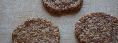 бургер с ананасом и соусом терияки. Шаг 3