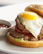 Бургер с двумя котлетами