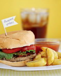 Гамбургер с картошкой