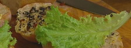 гамбургеры с ягнятиной, сладким перцем и базиликом. Шаг 13