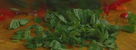 гамбургеры с ягнятиной, сладким перцем и базиликом. Шаг 8