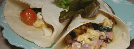 буррито с индейкой, беконом и шпинатом. Шаг 12