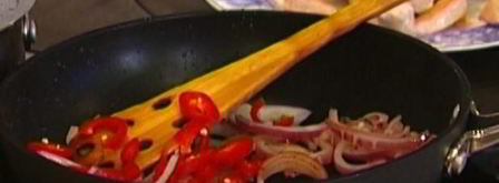 буррито с индейкой, помидорами и сыром. Шаг 7