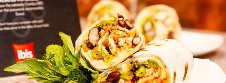 буррито с овощами и пряным филе. Шаг 16