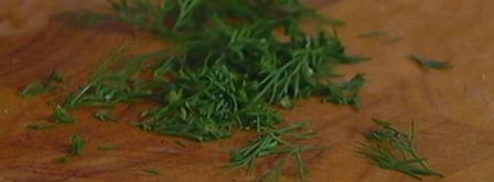 бутерброд с белой рыбой и соусом из йогурта и каперсов. Шаг 10