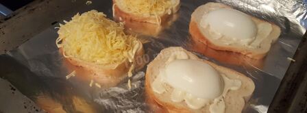 бутерброд с яйцом и сыром горячий. Шаг 4