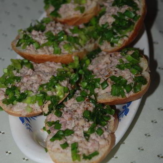 Бутерброды с печенью трески