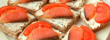 бутерброды с семгой, помидорами и плавленным сыром. Шаг 5