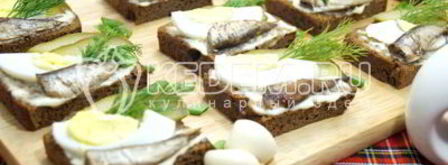 бутерброды со шпротами. Шаг 9