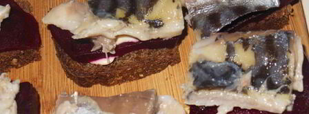 бутерброды со скумбрией быстрого домашнего посола. Шаг 9