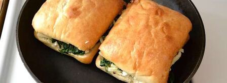 горячие бутерброды на сковороде. Шаг 8