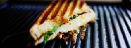 горячие бутерброды с курицей и абрикосовым соусом. Шаг 15