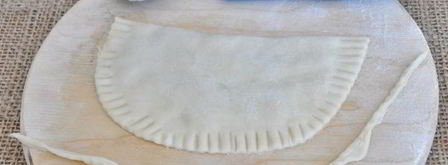 чебуреки с филе индейки. Шаг 17