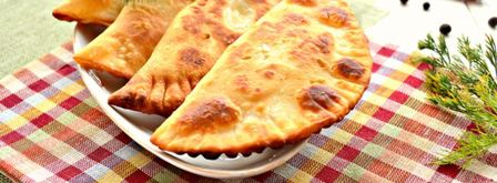 чебуреки с куриным фаршем. Шаг 8