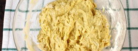 тесто для чебуреков на кефире. Шаг 7