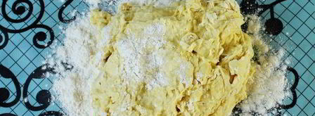 тесто для чебуреков на кефире. Шаг 8