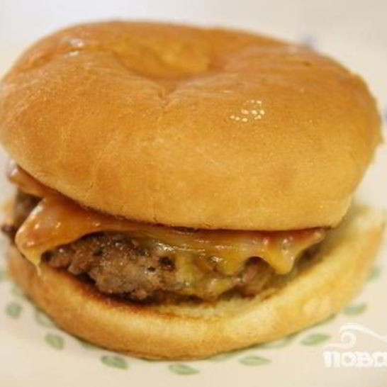 Рецепт чизбургеров с говядиной, беконом и сыром