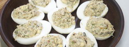 яйца фаршированные луком. Шаг 8