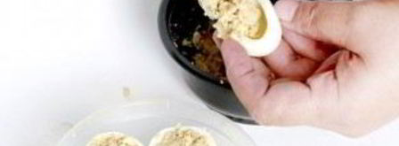 яйца, фаршированные рисом. Шаг 6