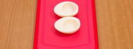 яйца, фаршированные семгой. Шаг 3