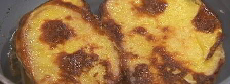 французские гренки с прошутто и салатом из руколы. Шаг 5