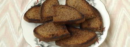 гренки из черного хлеба с яйцом и зеленью. Шаг 7