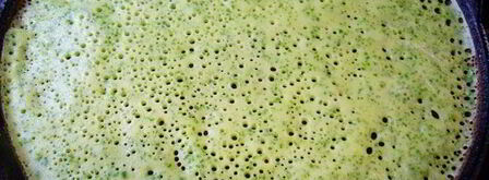 канапе из блинчиков с сосисками и помидорками черри. Шаг 5