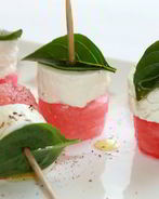 Канапе с арбузом и фетой