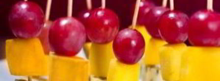 канапе с сыром и виноградом. Шаг 6