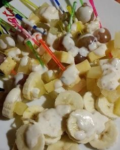 Сладкие канапе с сыром