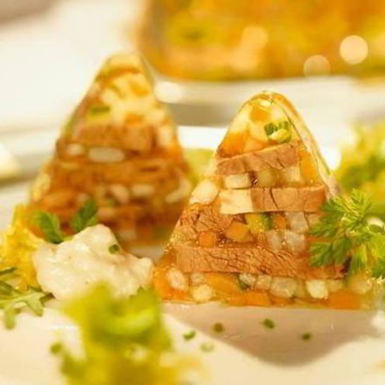 Рецепт ароматного говяжьего холодца с хреном