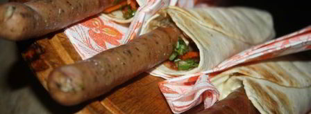 хот-доги в пите с тирольскими колбасками на мангале. Шаг 8