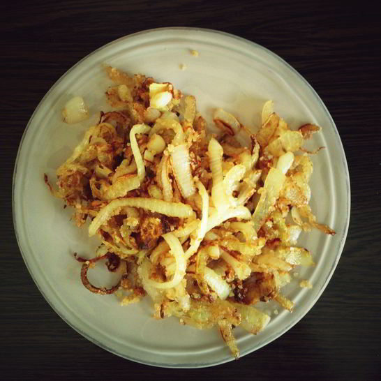 Рецепт хрустящего лука для хот-догов