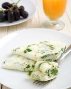 Белковый омлет со шпинатом