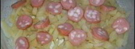 омлет с картошкой, сосисками, зеленью и плавлеными сырками в духовке. Шаг 10