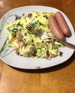 Омлет с шампиньонами и зеленым луком