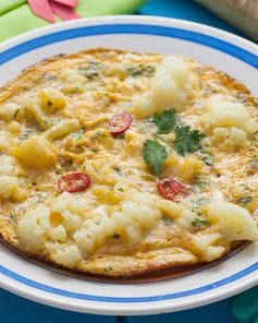 Вкусный омлет с цветной капустой и томатной пастой