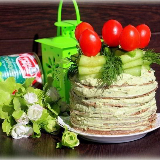 Рецепт печеночного торта с нежным гороховым паштетом