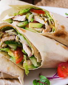 Роллы из лаваша с курицей и сыром