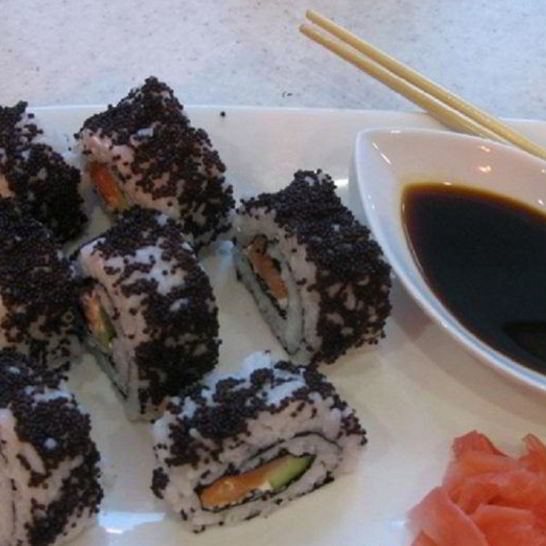 Рецепт роллов с икрой летучей рыбы