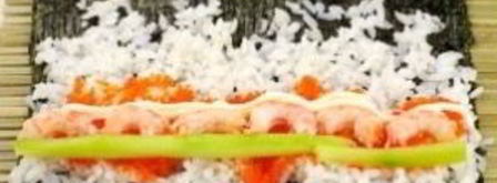 роллы с креветками. Шаг 10