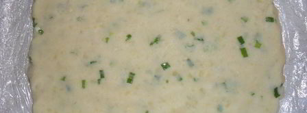 огуречные рулеты с картофельно-селедочной начинкой. Шаг 3